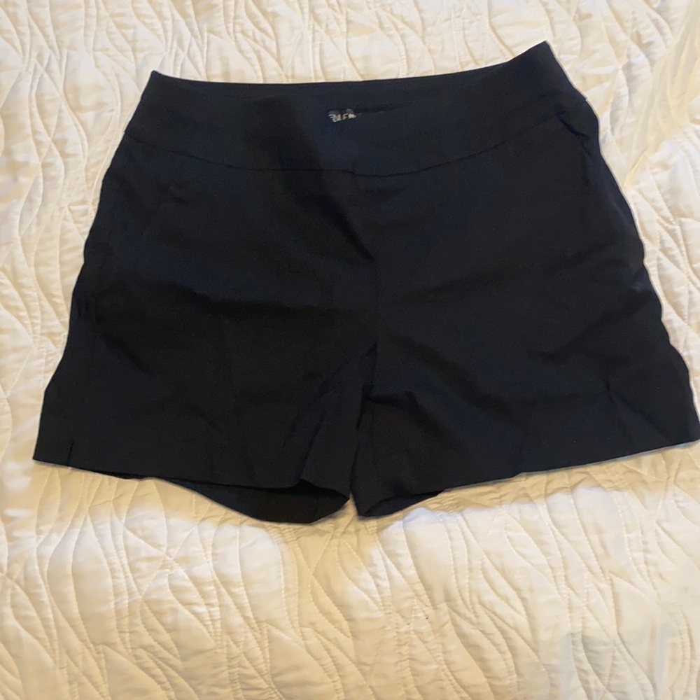 7th Avenue Black Dress Shorts